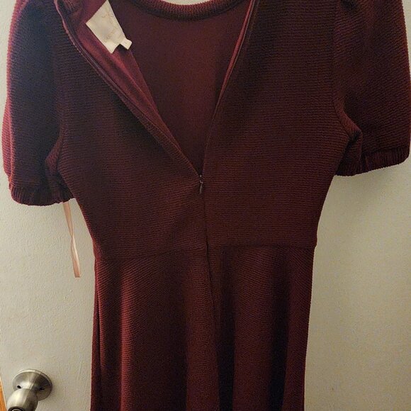 Gal Meets Glam Collection Kristen Burgundy dress - Picture 5 of 6